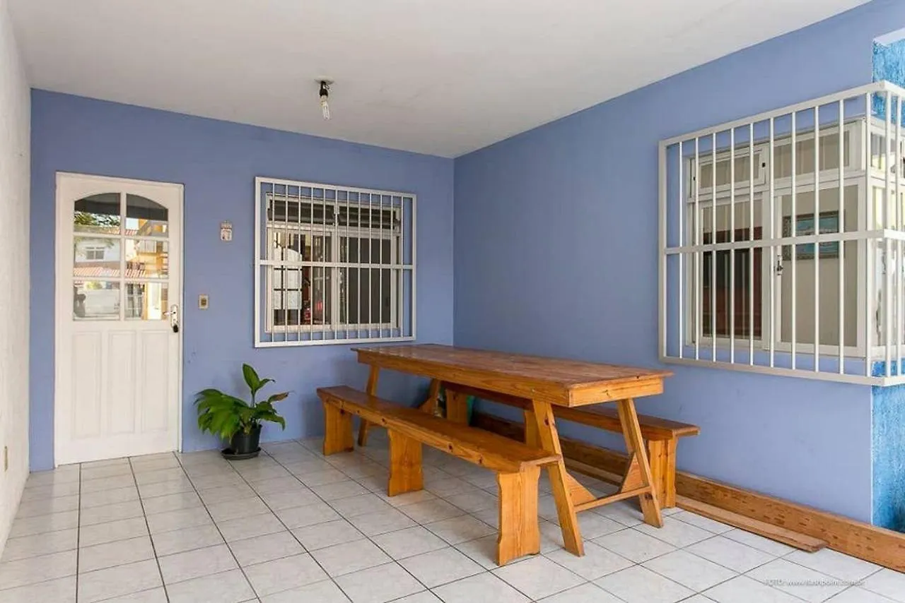 Nyaraló Casa 150M Da Praia Em Patio Familiar Florianópolis