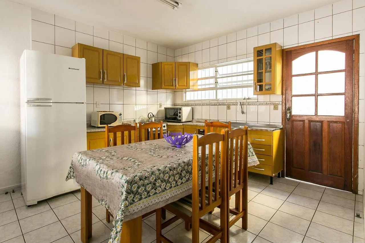 Casa 150M Da Praia Em Patio Familiar Florianópolis