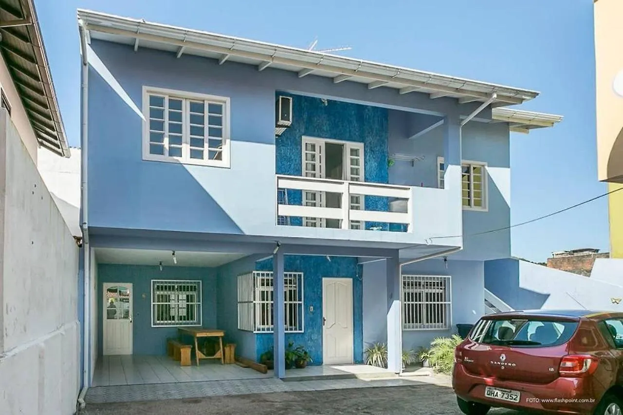 Casa 150m da praia em pátio familiar Florianópolis Casa vacanze